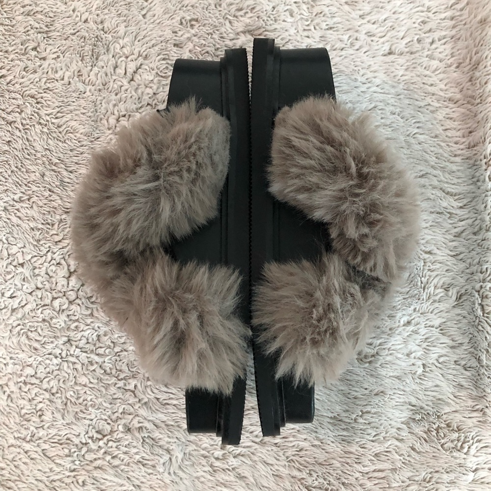 Fur platforms - Picture 2 of 3
